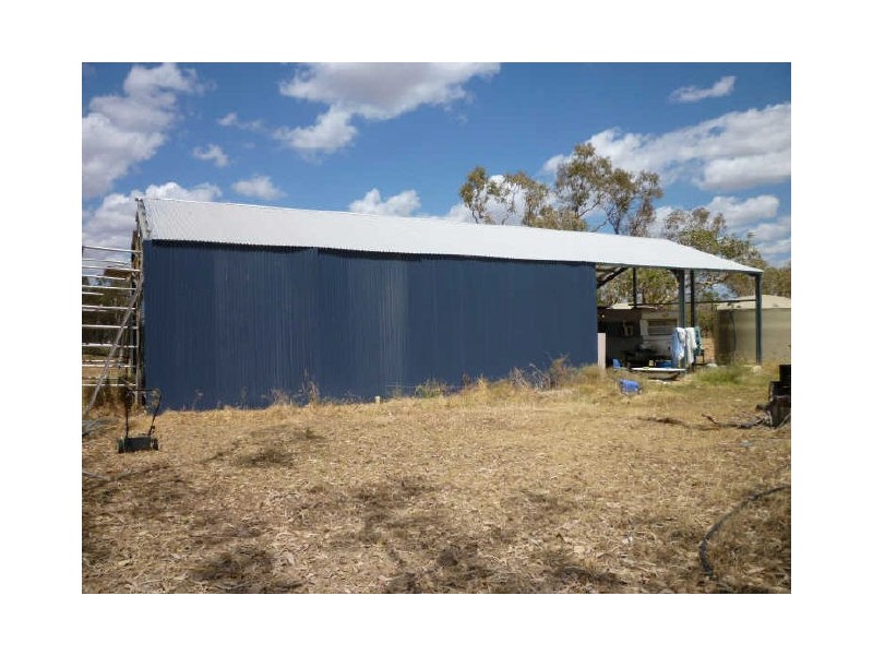 56 Hall Road, Katherine NT 0850