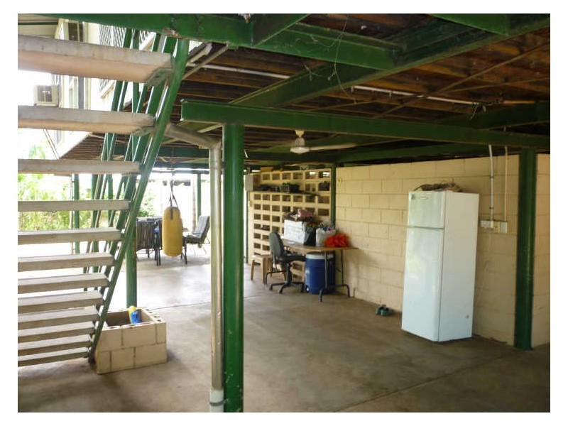 9 Dove Street, Katherine NT 0850