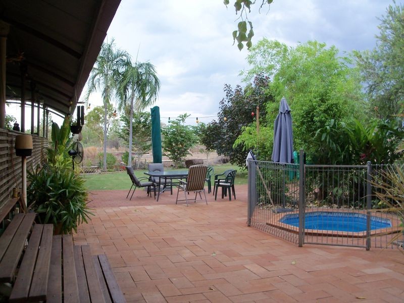 10 Florina Road (crn Zimin Drive), Katherine NT 0850