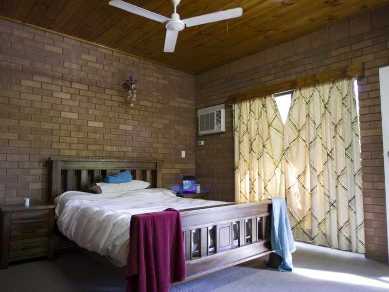 Unit 2/10 Victoria Highway, Katherine NT 0850