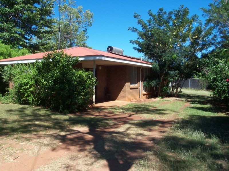 24 Holtze Crescent, Katherine NT 0850