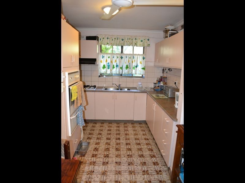 21 Bernhard Street, Katherine NT 0850