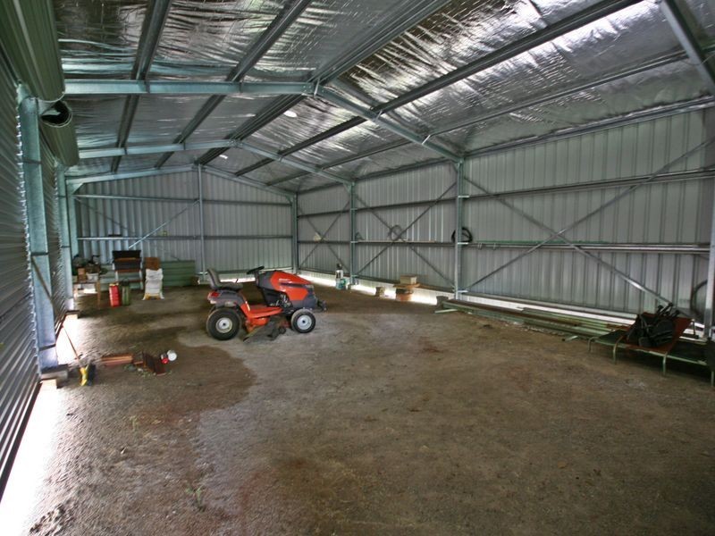 65 Hall Road, Katherine NT 0850