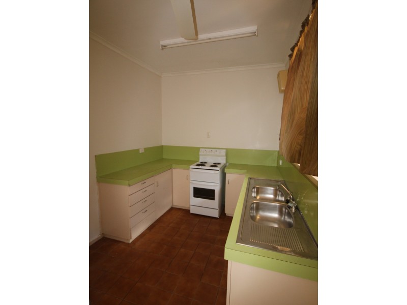 2/21 Giles Street, Katherine NT 0850