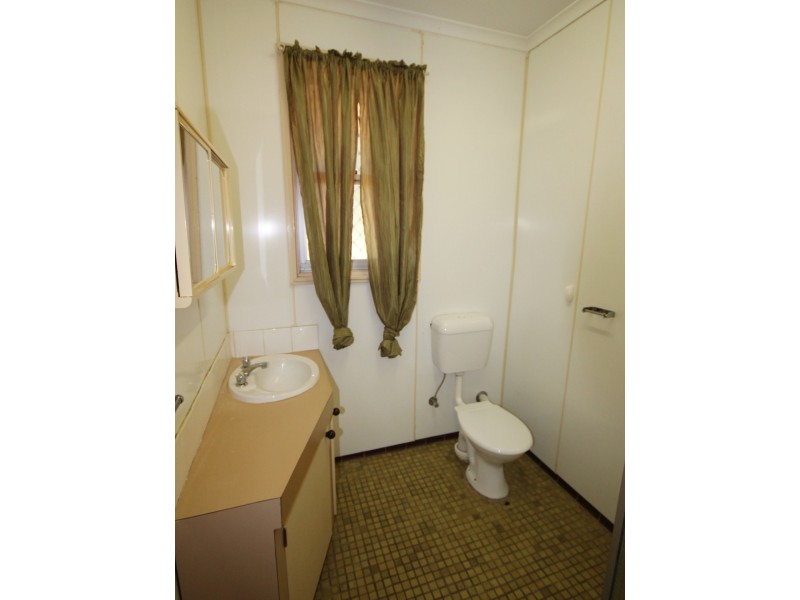 2/21 Giles Street, Katherine NT 0850