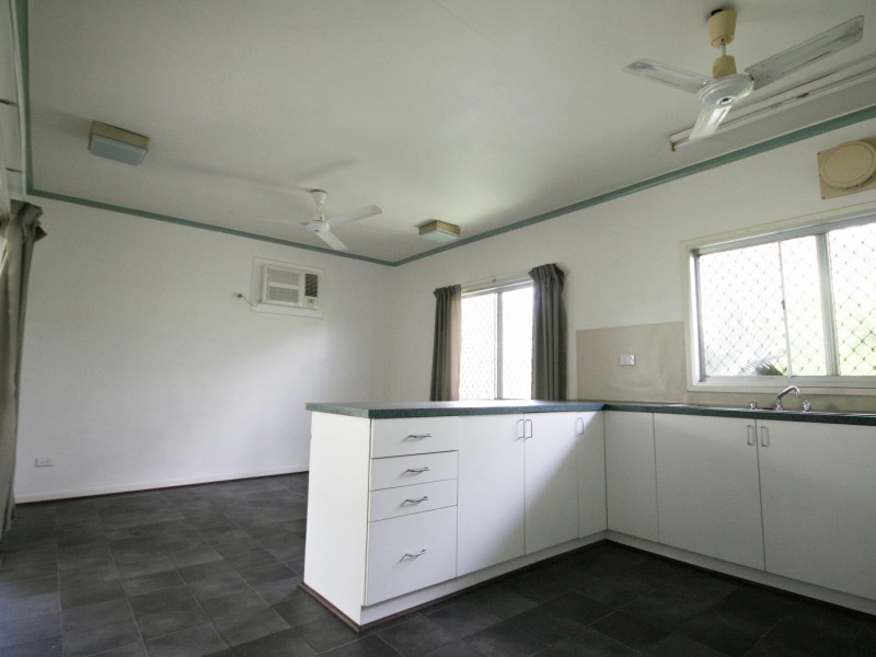 8 Cox Crescent, Katherine NT 0850