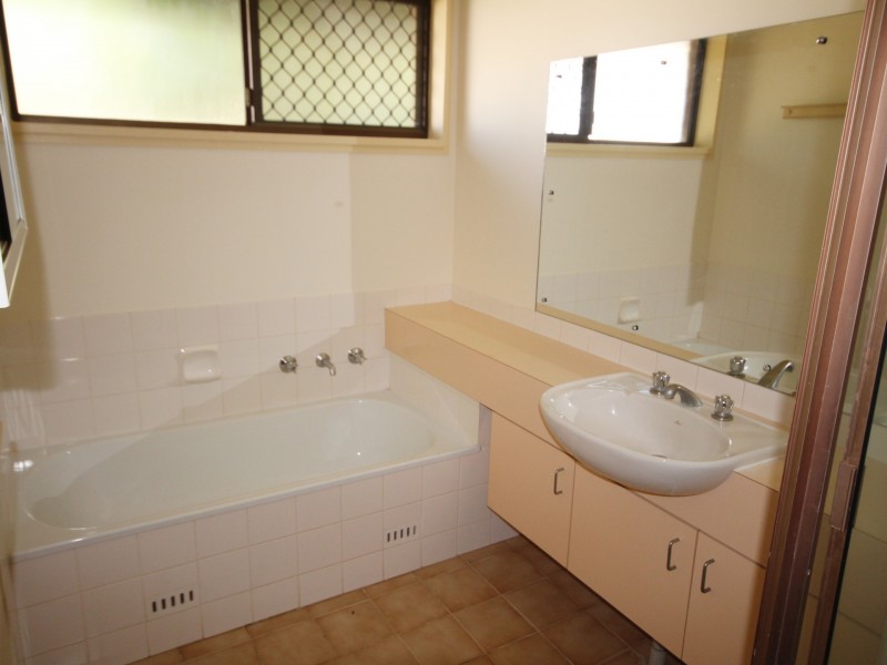 17 Frangipanni Court, Katherine NT 0850