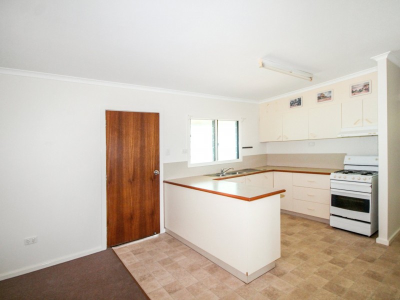 14 Cox Crescent, Katherine NT 0850