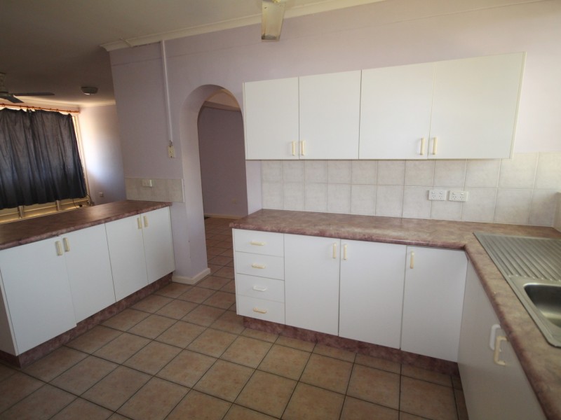 12 Heron Crescent, Katherine NT 0850