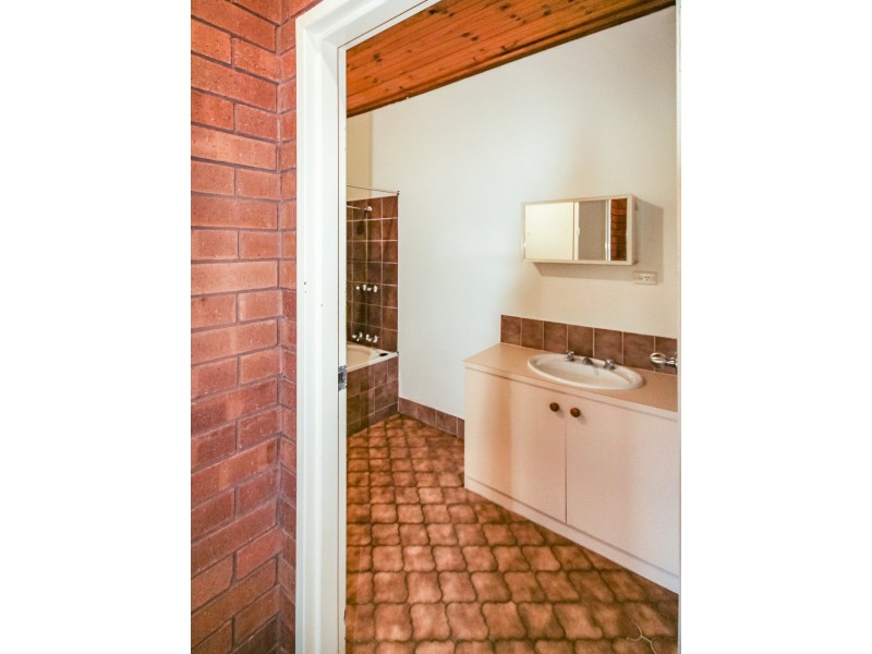 2/10 Victoria Highway, Katherine NT 0850