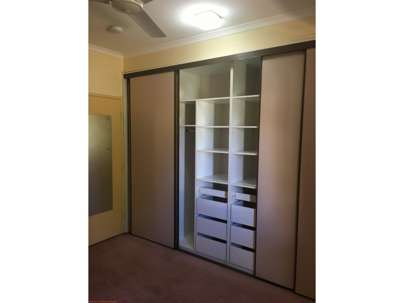 4 De Julia, Katherine NT 0850