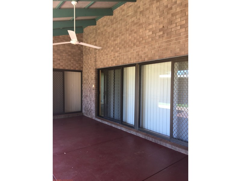 4 De Julia, Katherine NT 0850
