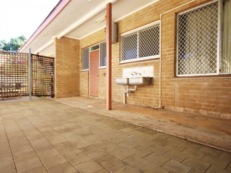 Unit 2/9 Rundle Street, Katherine NT 0850