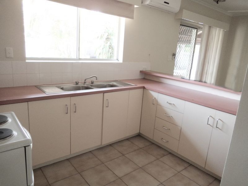 12 Sandalwood Cres, Katherine NT 0852