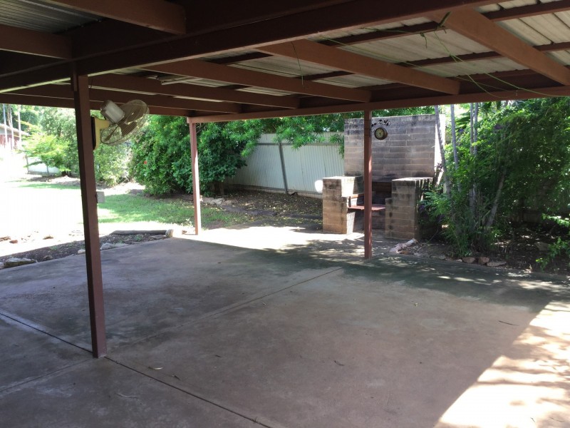 12 Sandalwood Cres, Katherine NT 0852