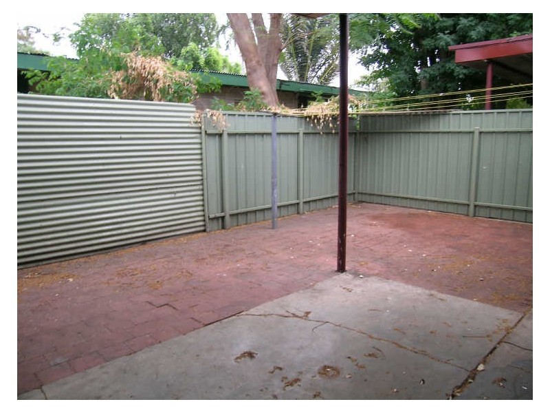 2/12 Condon Street, Katherine NT 0850