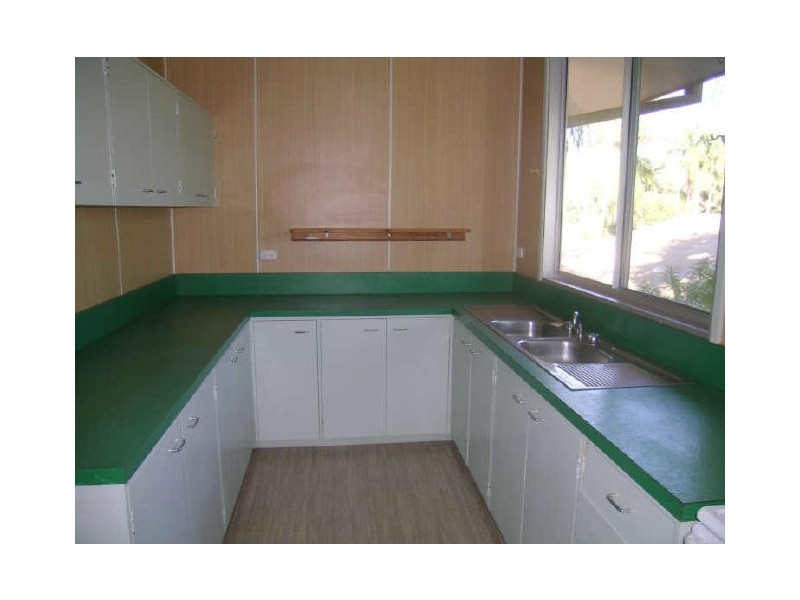 77 Maluka Road, Katherine NT 0850