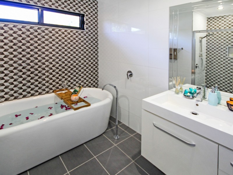 13 Dove Street, Katherine NT 0850