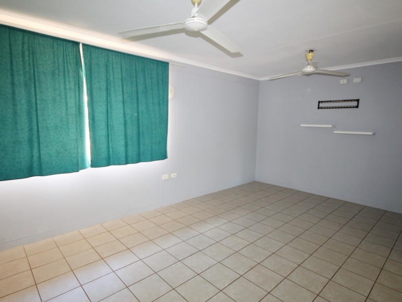 7 Sandalwood Crescent, Katherine NT 0850