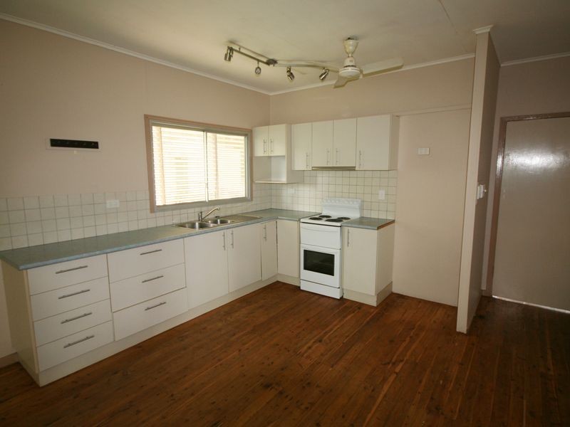 11 Donegan Crescent, Katherine NT 0850