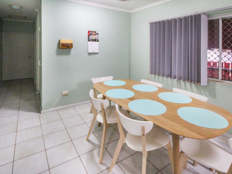 1/9 Bernhard, Katherine NT 0850