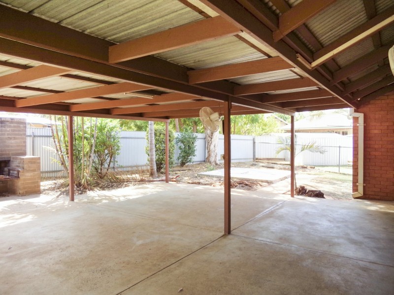 12 Sandalwood Crescent, Katherine NT 0850