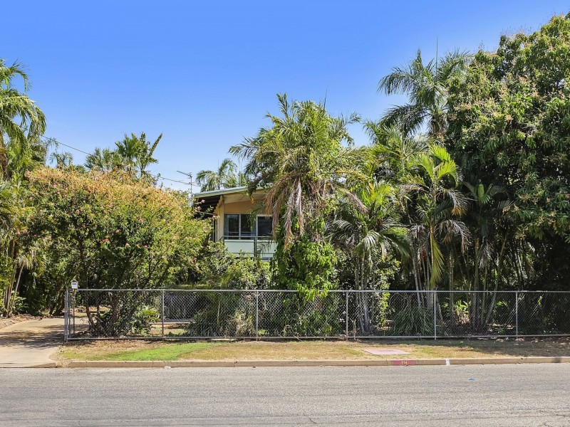 6 Clarke Crescent, Katherine NT 0850