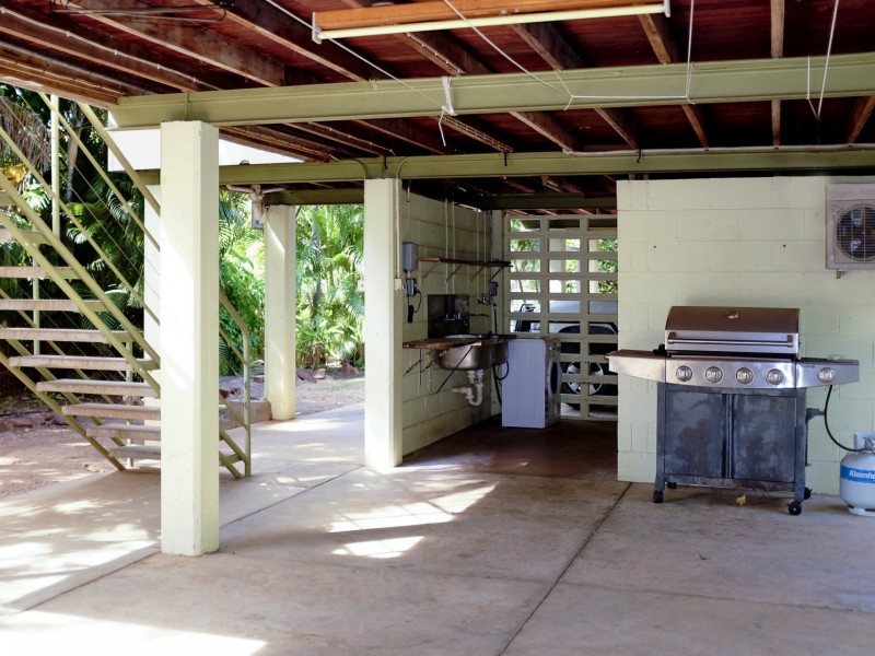 6 Clarke Crescent, Katherine NT 0850