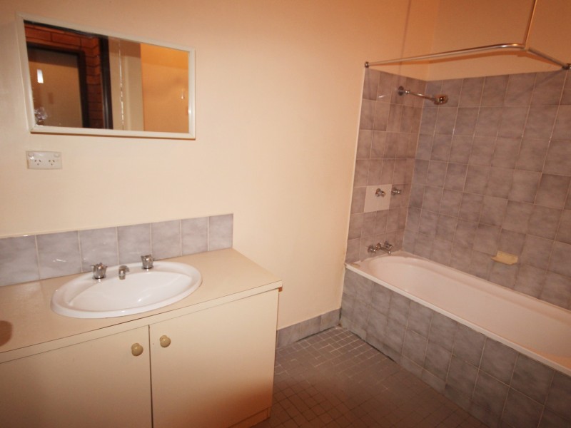 1/10 Victoria Highway, Katherine NT 0850