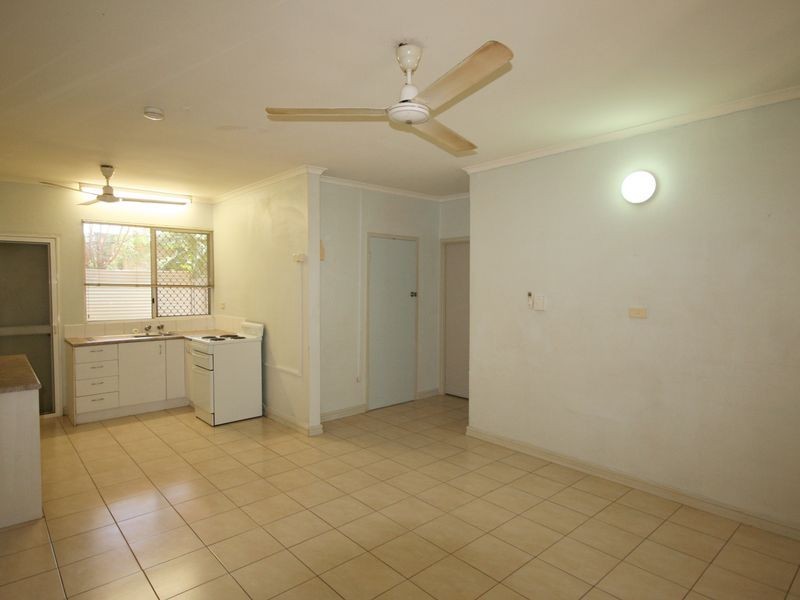 2/12 Condon street, Katherine NT 0850