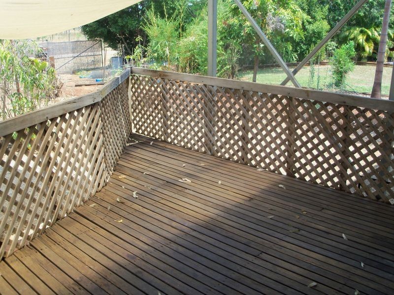 9 Raymond Pl, Katherine NT 0850