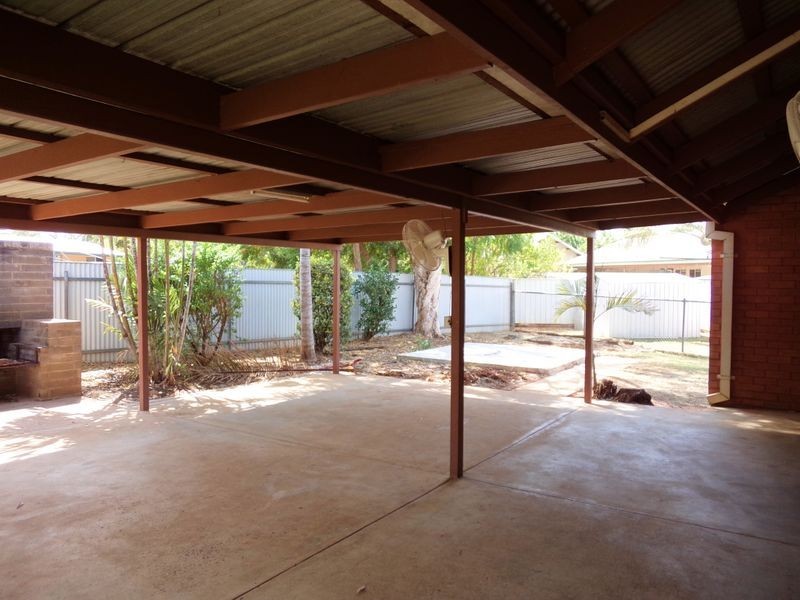 12 Sandalwood Cres, Katherine NT 0852