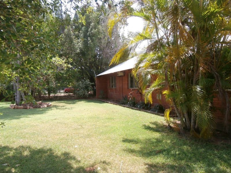 22 Sandalwood Cres, Katherine NT 0850
