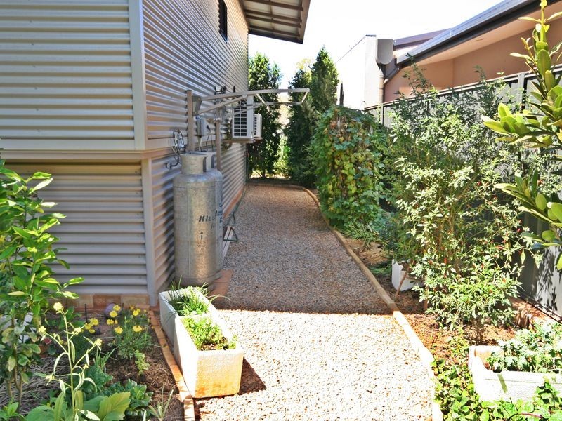 89 Casuarina Street, Katherine NT 0850