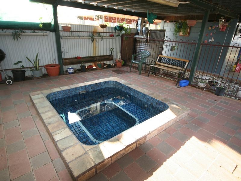 73 Giles Street, Katherine NT 0850