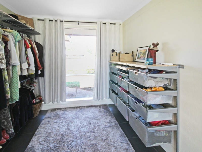 17 Bernhard Street, Katherine NT 0850