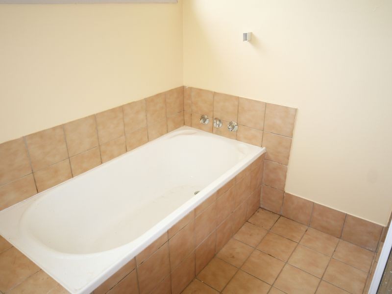 12 Elliot Street, Katherine NT 0850