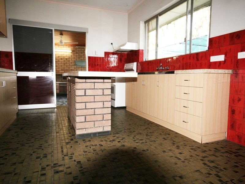 24 Walter Young Street, Katherine NT 0850