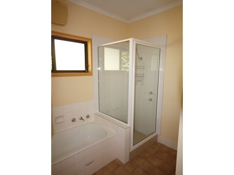 24 Needham Terrace, Katherine NT 0850