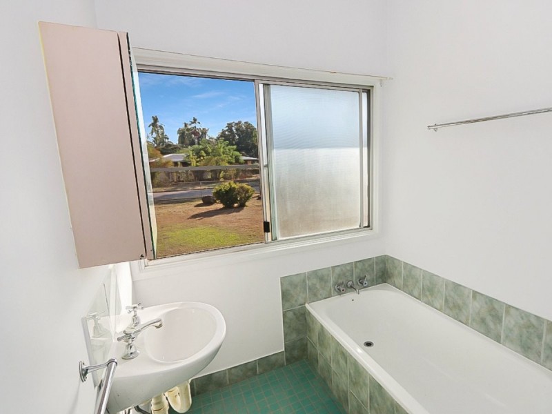 8 Dowling Street, Katherine NT 0850