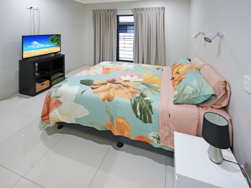 Unit 1 & 2/79 Casuarina Street, Katherine NT 0850