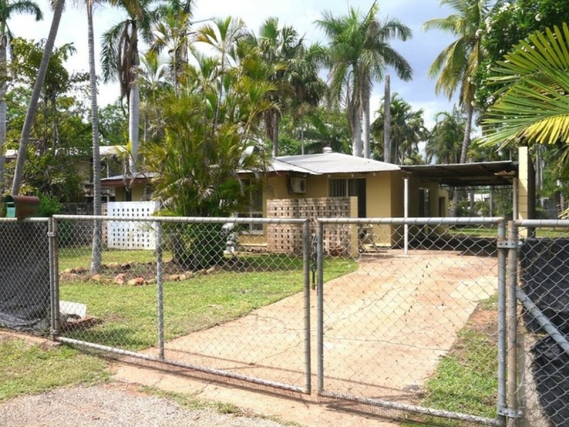 15 Walter Young Street, Katherine NT 0850