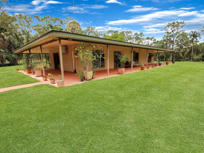 102 Hall Road, Katherine NT 0850