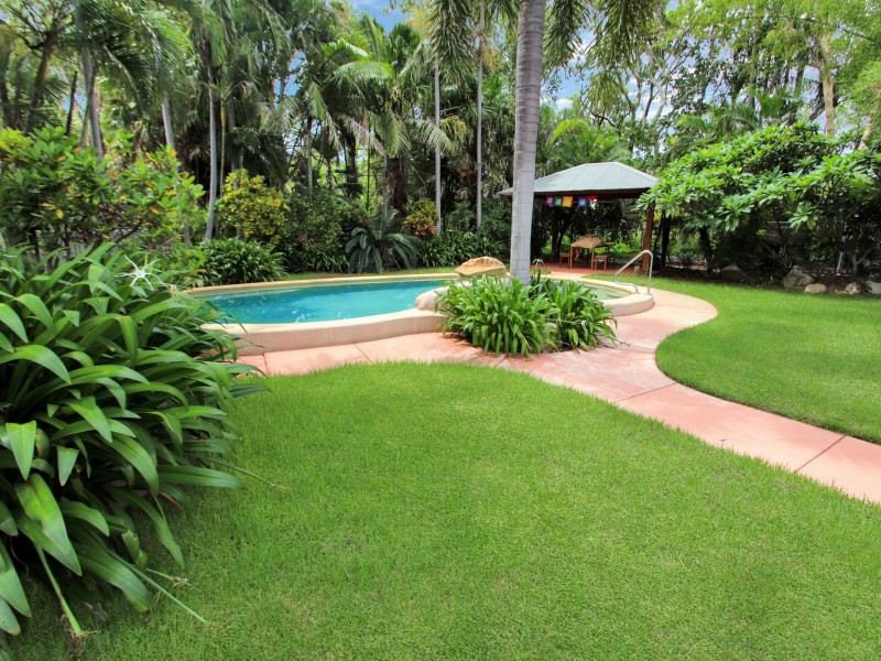 102 Hall Road, Katherine NT 0850