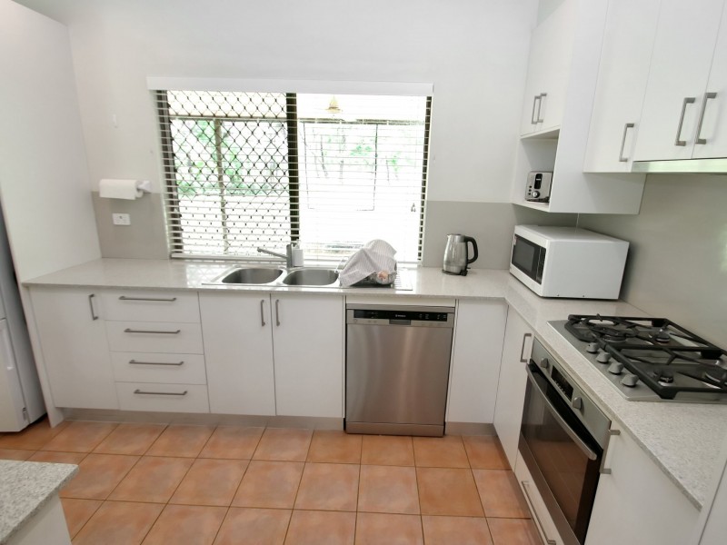 102 Hall Road, Katherine NT 0850