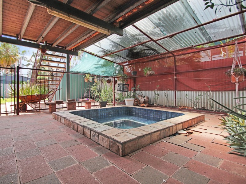 73 Giles Street, Katherine NT 0850
