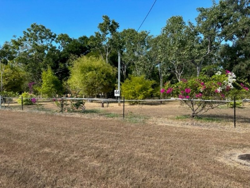44 Mahony Road, Katherine NT 0850