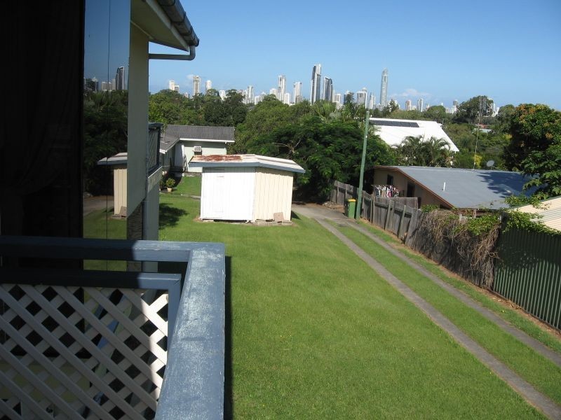 102 Ridgeway, Southport QLD 4215