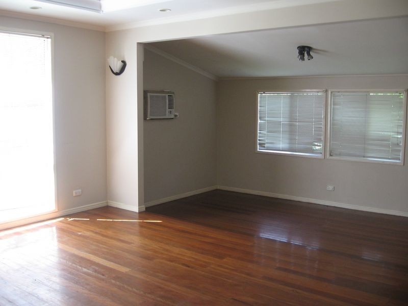 102 Ridgeway, Southport QLD 4215