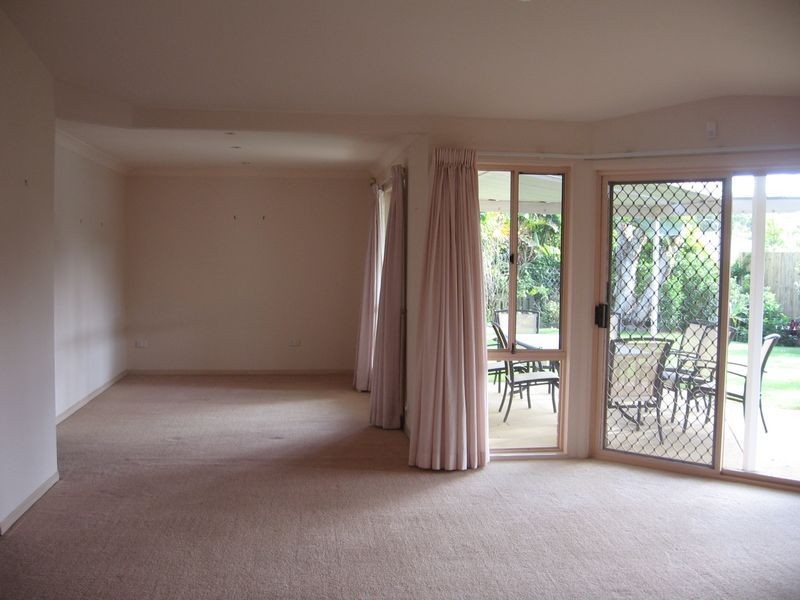 3 Cherry Hill Crescent, Parkwood QLD 4214